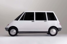 Maqueta a escala del HfG Dreirädriges Kleintaxi (1963), concebido como un vehículo específico para el transporte urbano